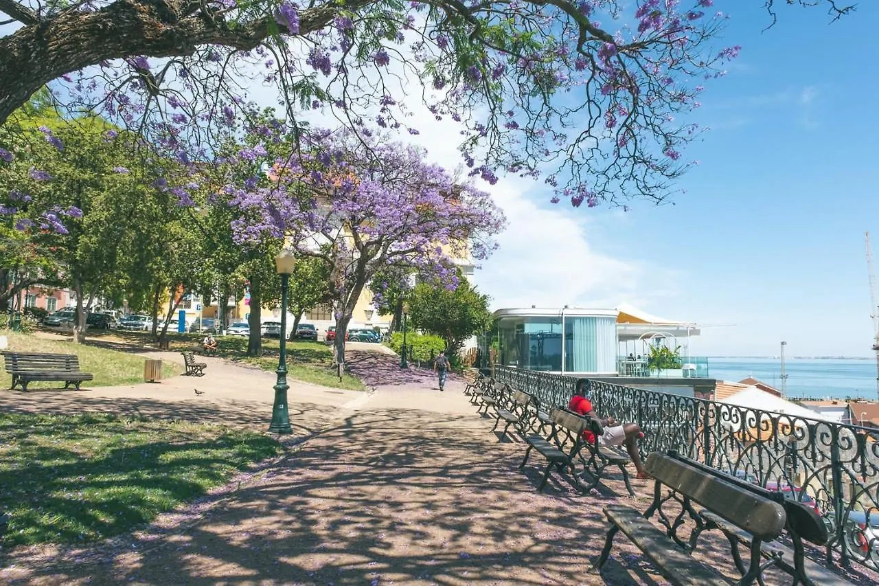 Mbird Lapa River View Duplex Лиссабон 0*,